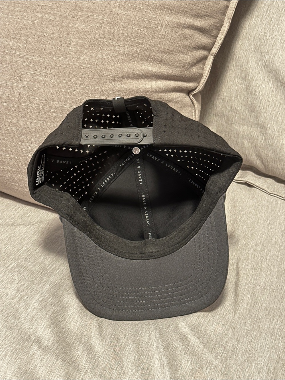 UNRL Script Weekender Mid-Pro Snapback Hat NWOT - Picture 5 of 6